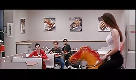 مرد بالغ عکس سکسی کس حشری در حال تجزیه جوجه جوان در تجزیه و تحلیل