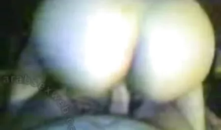 بچه های روسی کارهای خانه خود را انجام دادند و پسر از عکسهای سکسی حشری کننده لباس سکسی دخترش خوشحال شد و می خواست او را بگیرد
