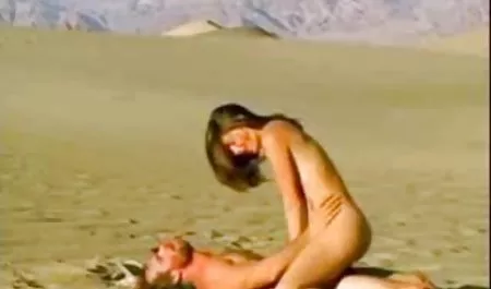 کودک ناز نفرت ندارد که برای شروع عکس جنده حشری کار یک واحد قدرتمند را بخورد. کم کم چون خارش بین پاها وجود دارد
