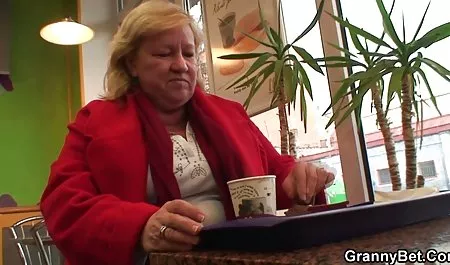 مشاعره بزرگ در جوراب ساق بلند عکسهای سکسی زنان حشری عوضی گربه او را لعنتی