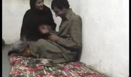 جوجه ناز سکس در آشپزخانه با عکس سکسی متحرک حشری دوست پسرش