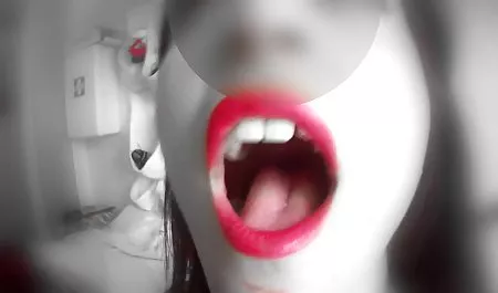 سبزه عکس سکسی متحرک حشری زیبا سوار یک دیک مرد طاس بالغ سکسی